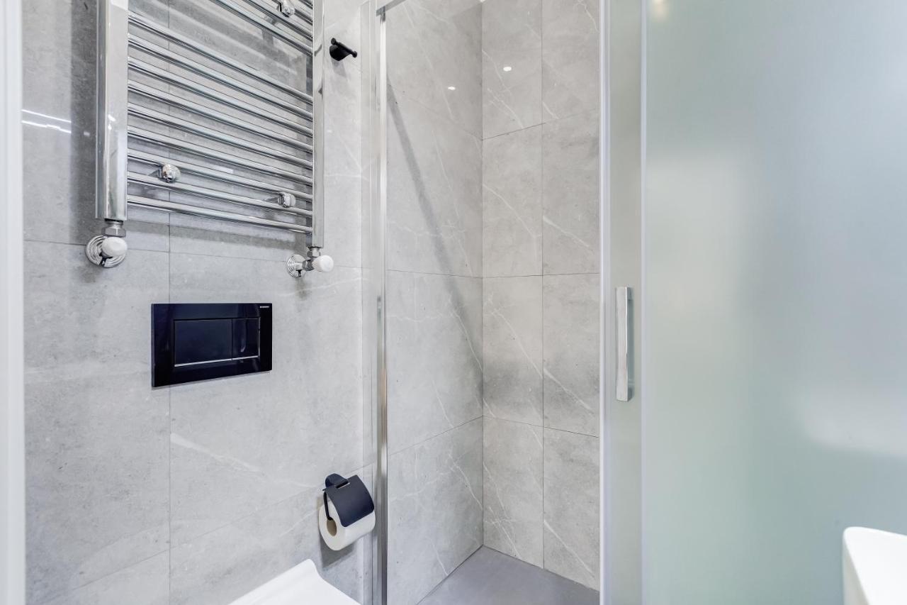 Bdc - The Boss: Stunning 2-Bdr Apartment @Termini روما المظهر الخارجي الصورة